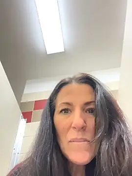 Snapshot of DominiqueX0 chatting on December 16, 9:31 pm DominiqueX0 online show from December 16, 9:31 pm