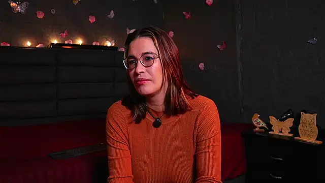 kathieandpovcock1 online show from September 21, 1:35 pm