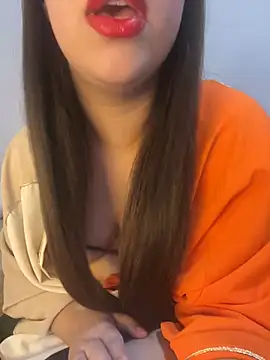 Snapshot of Mayacrayzi chatting on February 6, 4:14 pm Mayacrayzi online show from February 6, 4:14 pm