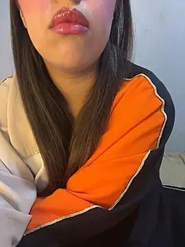 Snapshot of Mayacrayzi chatting on February 8, 2:05 pm Mayacrayzi online show from February 8, 2:05 pm