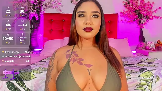 Snapshot of browch chatting on October 3, 5:59 am browch online show from October 3, 5:59 am