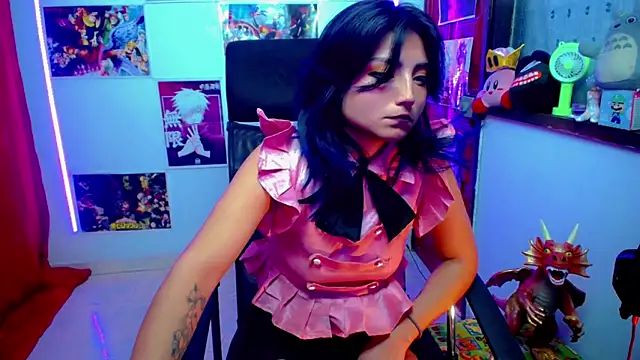 Snapshot of akai_krazna chatting on December 3, 9:00 am akai krazna online show from December 3, 9:00 am