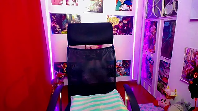 Snapshot of akai_krazna chatting on February 13, 12:32 pm akai krazna online show from February 13, 12:32 pm