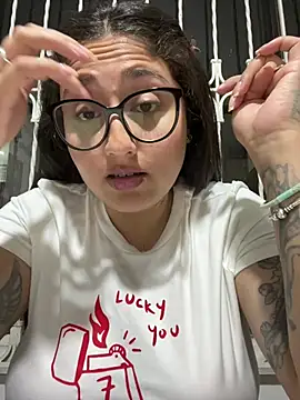 croftsmila online show from April 9, 11:54 pm