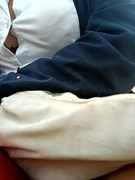 Snapshot of Misscata1106 chatting on February 4, 8:25 pm Misscata1106 online show from February 4, 8:25 pm