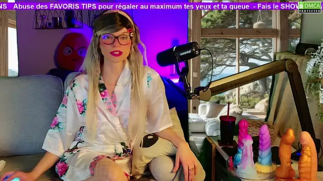 Kittychatte online show from November 9, 11:08 am