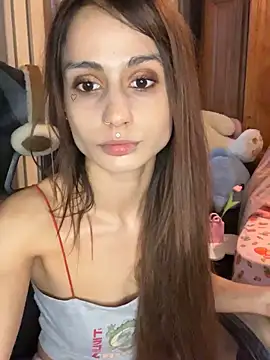 Snapshot of LaPetitechienne1 chatting on January 28, 3:35 pm LaPetitechienne1 online show from January 28, 3:35 pm