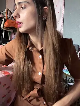 Snapshot of LaPetitechienne1 chatting on October 17, 12:19 pm LaPetitechienne1 online show from October 17, 12:19 pm