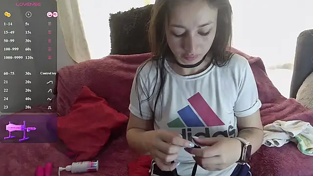 Snapshot of abby_taylor chatting on February 10, 12:20 pm abby taylor online show from February 10, 12:20 pm