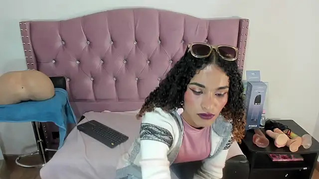 StefanyMiler online show from November 21, 8:07 pm