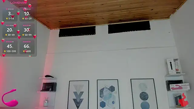 Snapshot of cristal__hot_1 chatting on January 18, 7:07 am cristal hot 1 online show from January 18, 7:07 am