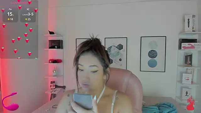 Snapshot of cristal__hot_1 chatting on January 28, 4:08 am cristal hot 1 online show from January 28, 4:08 am