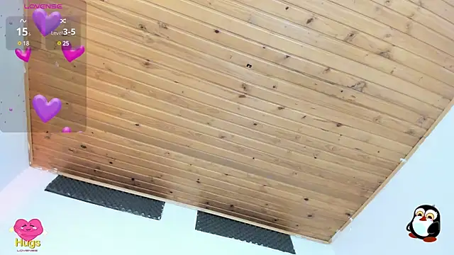 Snapshot of cristal__hot_1 chatting on February 23, 7:11 am cristal hot 1 online show from February 23, 7:11 am