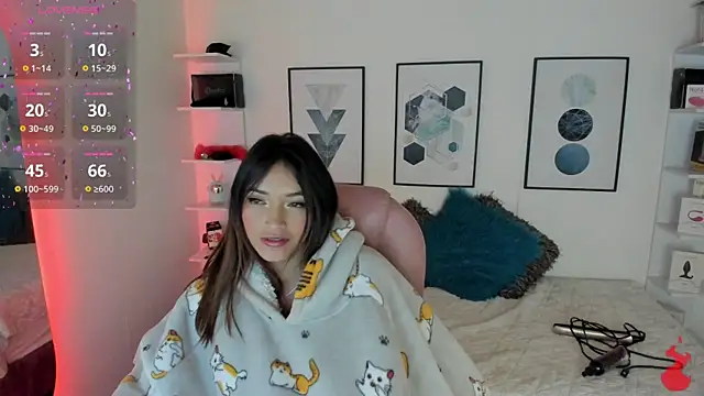 Snapshot of cristal__hot_1 chatting on March 11, 10:18 am cristal hot 1 online show from March 11, 10:18 am