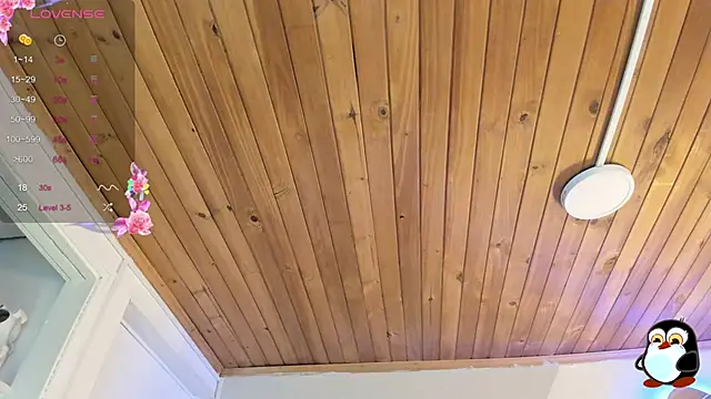 Snapshot of cristal__hot_1 chatting on October 26, 5:13 am cristal hot 1 online show from October 26, 5:13 am