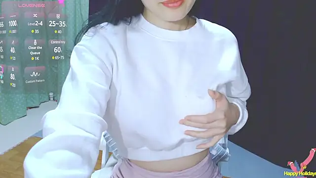 Snapshot of Su_rosie chatting on February 8, 12:39 pm Su rosie online show from February 8, 12:39 pm