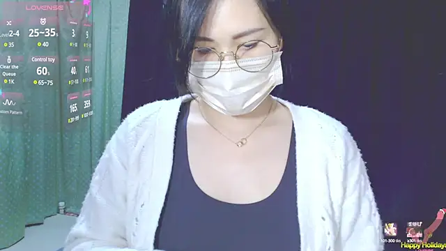 Snapshot of Su_rosie chatting on February 9, 12:52 pm Su rosie online show from February 9, 12:52 pm