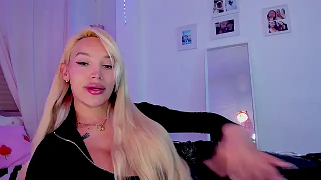  viioletweekend  online show from January 31, 8:51 pm