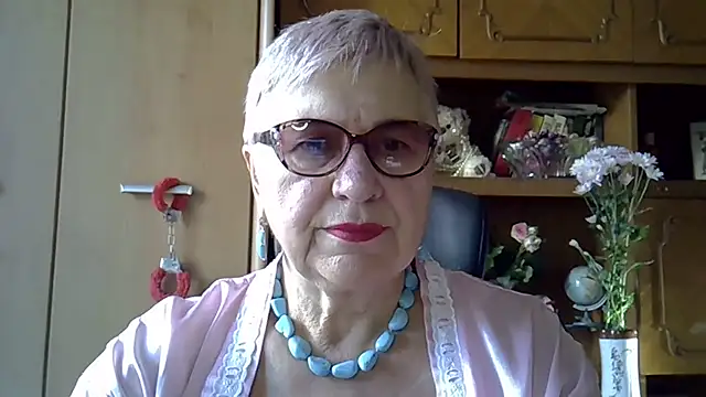 SweetCherry27 online show from September 28, 5:35 am