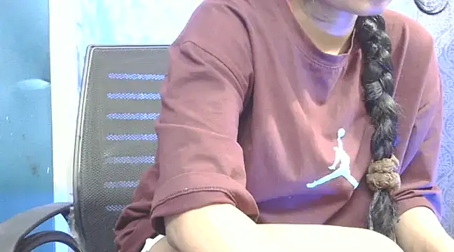 Supriya201 online show from January 28, 1:49 pm