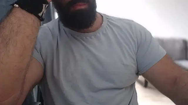 hugemachohandsome online show from September 14, 7:40 am