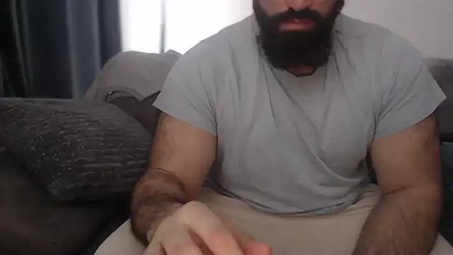 hugemachohandsome online show from February 5, 9:14 am