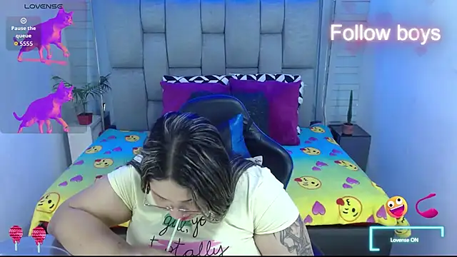 evelin zaens online show from November 30, 4:05 am