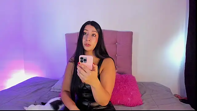 MarieLatex online show from December 2, 8:26 pm