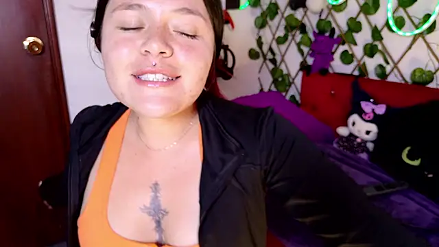  kalypso  online show from April 8, 8:31 pm