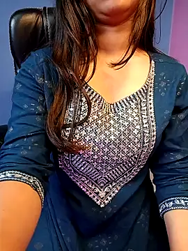 Snapshot of Aditi_1 chatting on February 7, 4:48 am Aditi 1 online show from February 7, 4:48 am