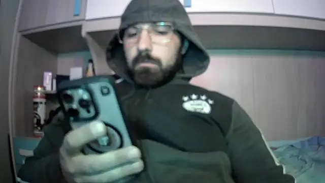 Snapshot of michele1500 chatting on November 6, 4:30 pm michele1500 online show from November 6, 4:30 pm