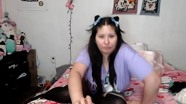 Cupcakecutie449 online show from February 11, 5:23 am