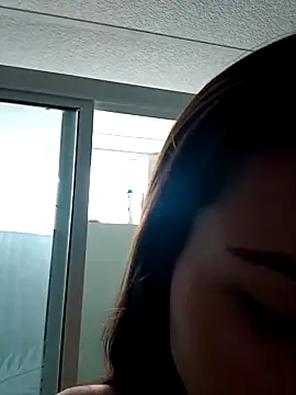 Snapshot of Alice_bloom_ chatting on September 12, 6:41 pm Alice bloom online show from September 12, 6:41 pm