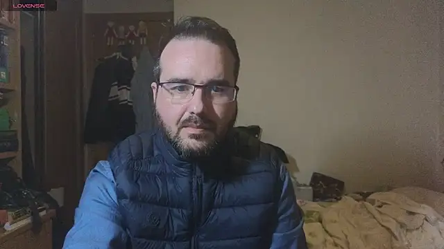 curiosillo83 online show from February 20, 9:42 pm