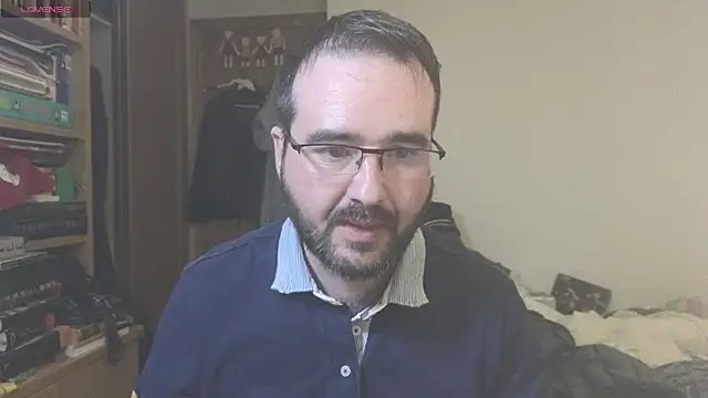 curiosillo83 online show from February 25, 3:38 pm