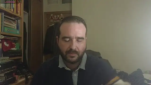 curiosillo83 online show from February 27, 10:53 pm