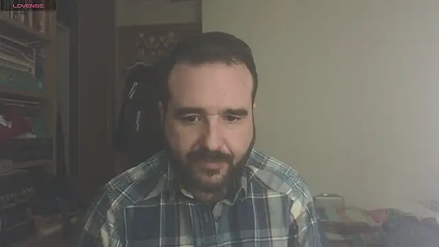 curiosillo83 online show from March 3, 9:37 pm