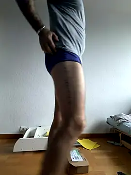 jouet75 online show from December 21, 3:30 pm