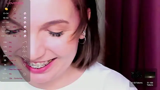 KindHazelHere  online show from February 15, 12:37 am