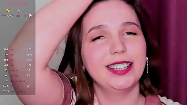 KindHazelHere  online show from February 21, 11:21 pm