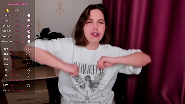 KindHazelHere  online show from February 24, 8:27 am