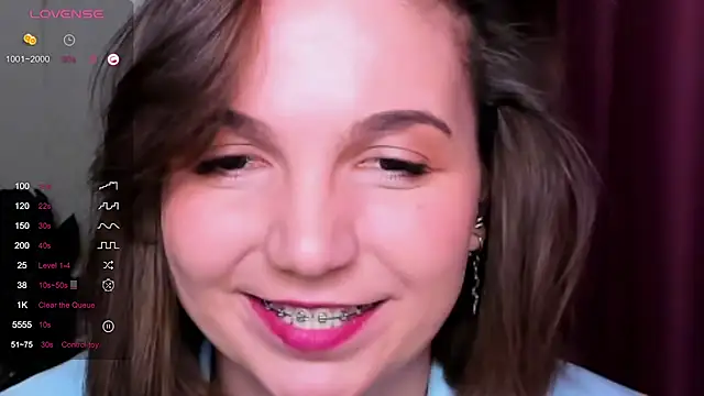 KindHazelHere  online show from February 28, 8:18 pm