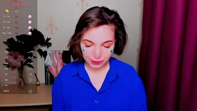 KindHazelHere  online show from October 12, 9:19 am