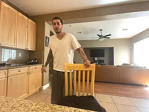 Bwcjoshbanks online show from September 13, 6:29 pm