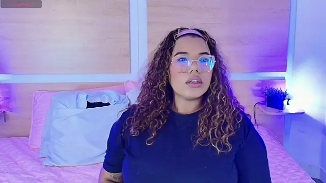  nickypurple  online show from September 27, 6:35 pm