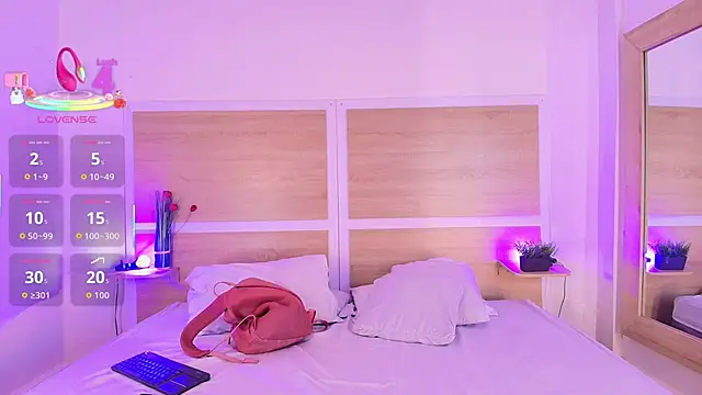  nickypurple  online show from November 26, 7:15 pm