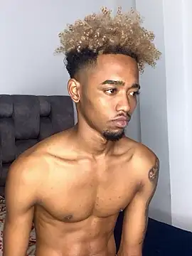 Snapshot of matatanlove chatting on December 3, 8:38 am matatanlove online show from December 3, 8:38 am