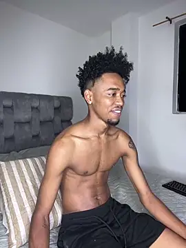 Snapshot of matatanlove chatting on February 13, 9:41 am matatanlove online show from February 13, 9:41 am