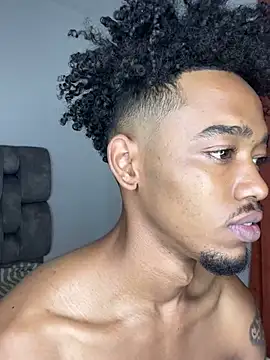 Snapshot of matatanlove chatting on February 25, 4:57 am matatanlove online show from February 25, 4:57 am