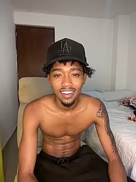 Snapshot of matatanlove chatting on October 27, 3:32 am matatanlove online show from October 27, 3:32 am